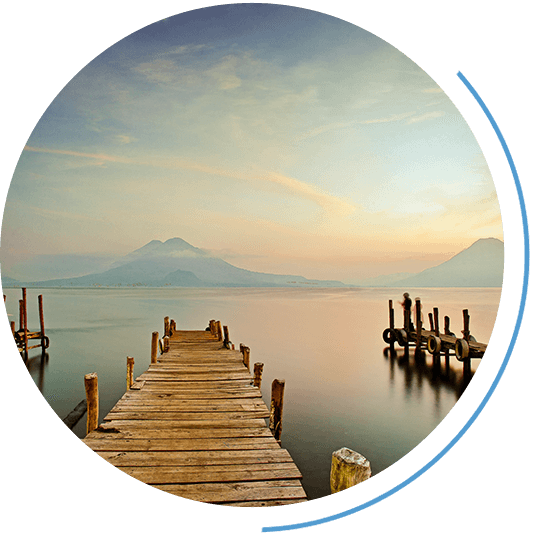 Steg auf den See Atitlan