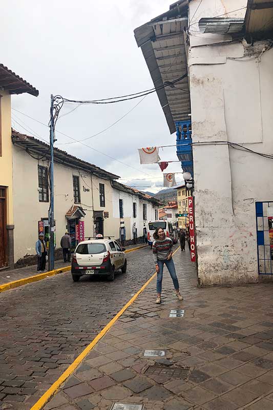 Emilia in den Straßen Cuscos