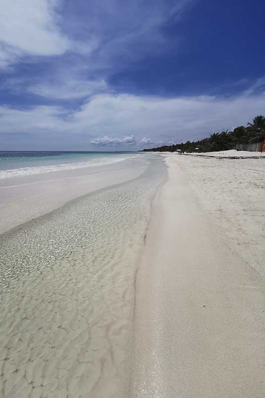 weißer Strand Tulum, Mexico