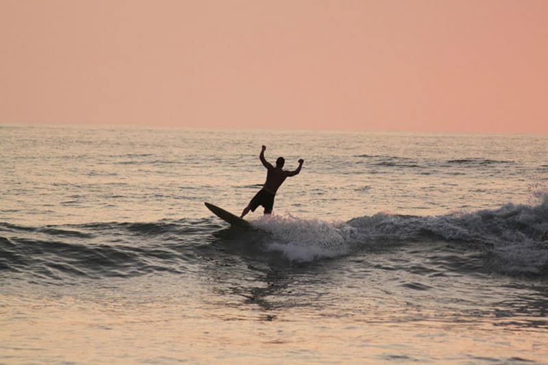 Surfer im Wasser