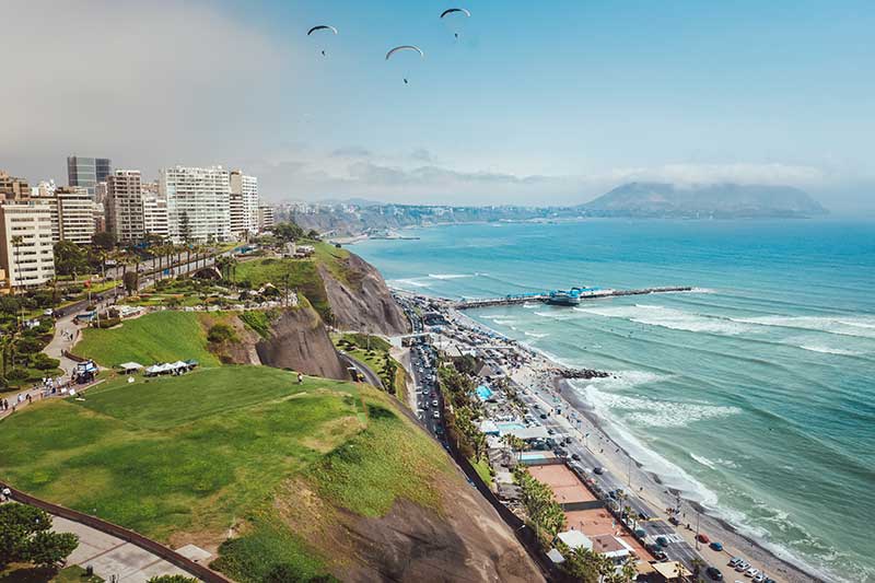 Ausblick auf die Küste Limas